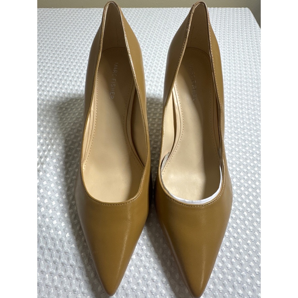 Marc Fisher Pump Womens 10 MFALOLA Tan Leather Pointed Toe EUC